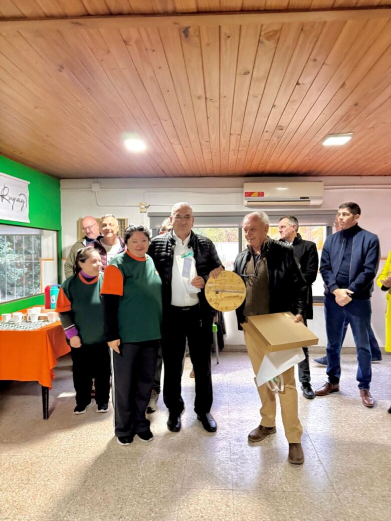 Alcides Calvo , visito rupay de sunchales